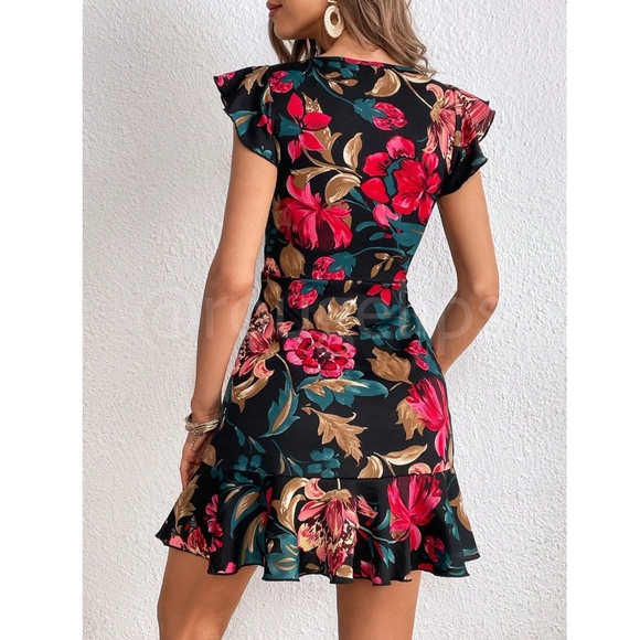 Floral Black Short Fit & Flare Dress Ruffle Trim - Picture 6 of 9